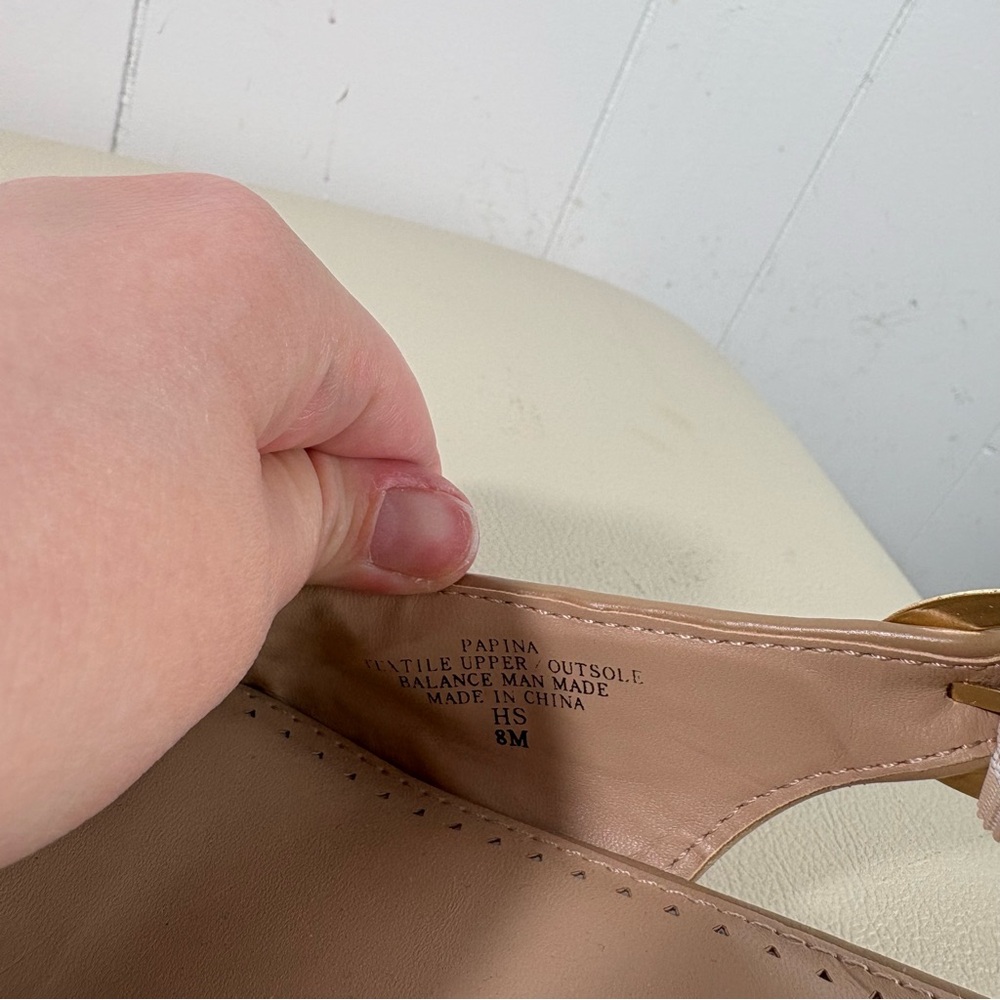 Adrienne Vittadini Rattan Woven Slingback Mule Flats Gold Buckle 8M 8 Career - Picture 7 of 7